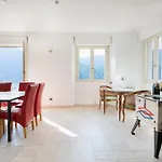Luxury With Share Pool Apartament Laglio