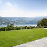 Luxury With Share Pool Apartment