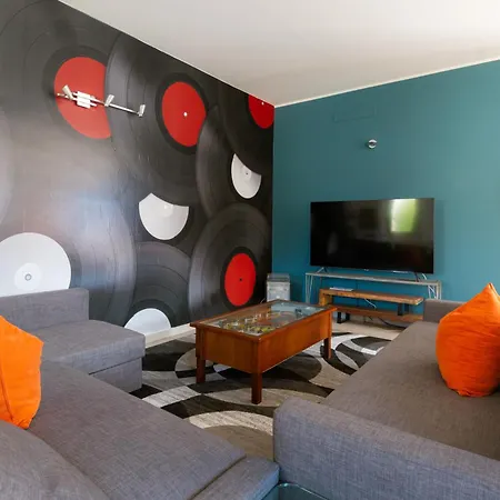 Luxury With Share Pool Apartment *